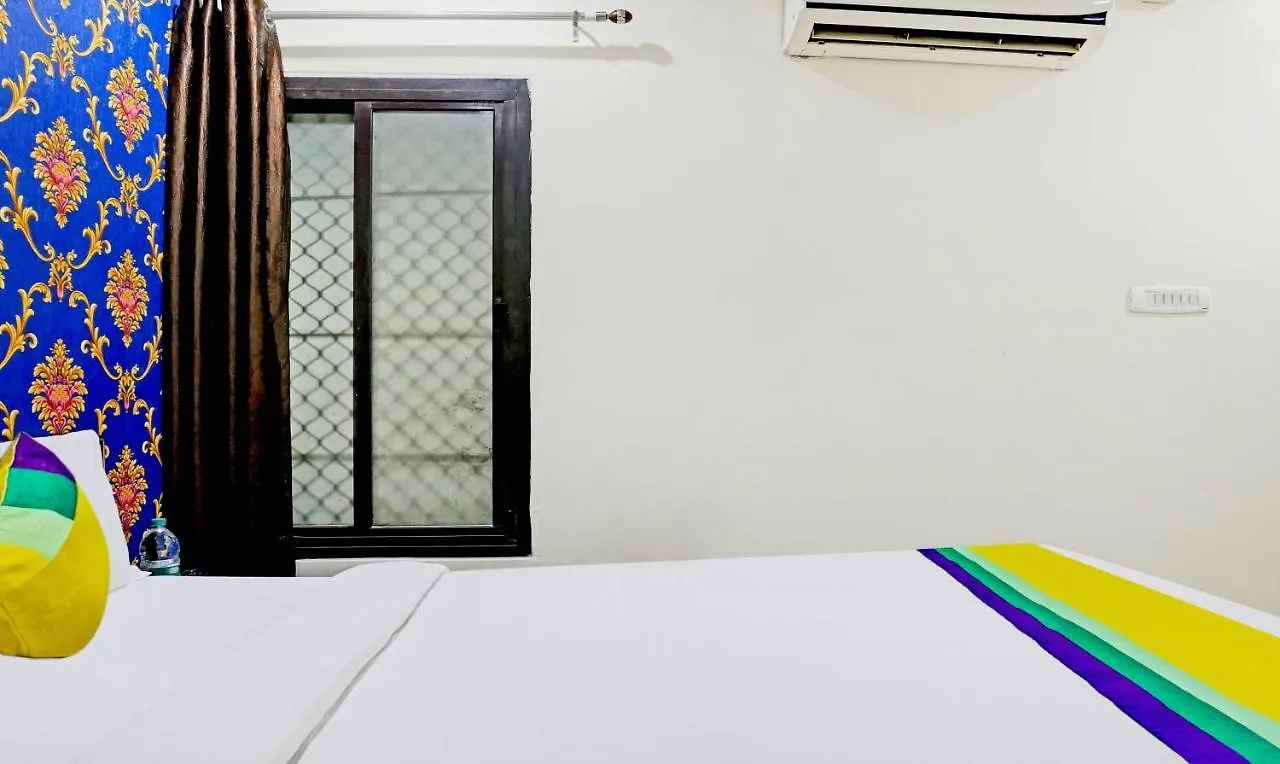 Itsy By Treebo - Ashoka Grand Hotel Varanasi 3*,  India